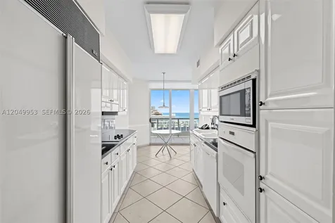 5025 Collins Avenue Miami Beach FL 33140