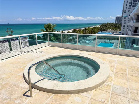 5025 Collins Avenue Miami Beach FL 33140
