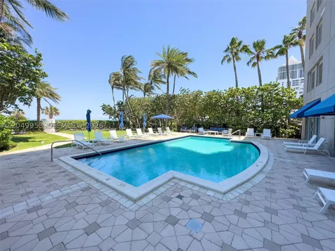 5025 Collins Avenue Miami Beach FL 33140