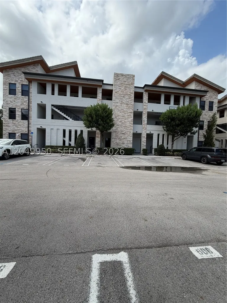 8195 NW 104th Avenue Doral FL 33178