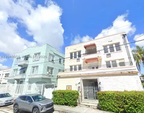 959 SW 5th Street Miami FL 33130
