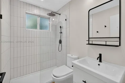 428 Collins Avenue Miami Beach FL 33139