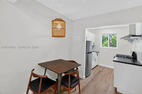 428 Collins Avenue Miami Beach FL 33139