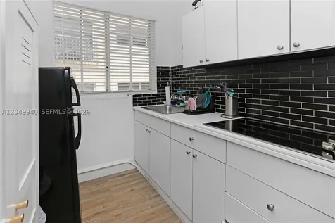 1563 SW 2nd Street Miami FL 33135