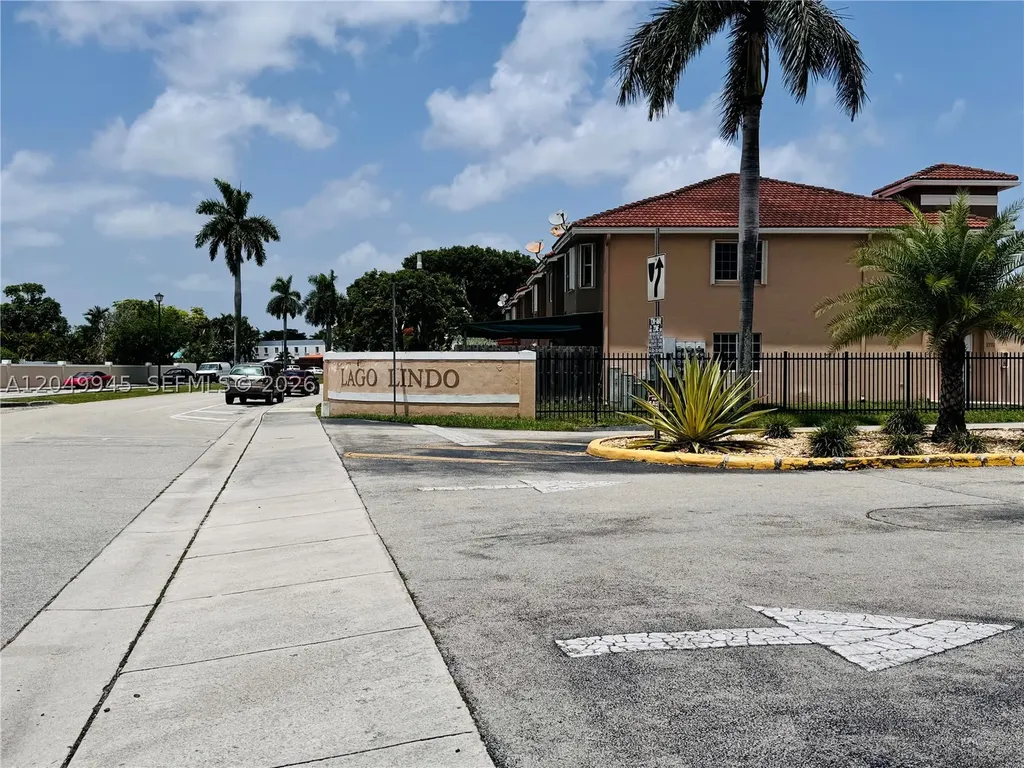 13165 SW 64th Terrace Miami FL 33183