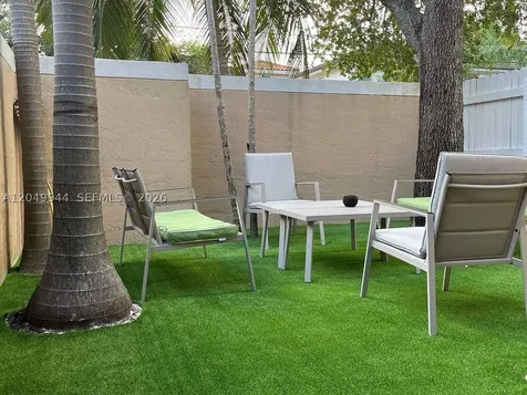 3135 Gifford Lane Miami FL 33133