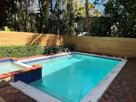 3135 Gifford Lane Miami FL 33133