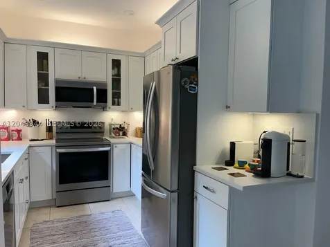 3135 Gifford Lane Miami FL 33133