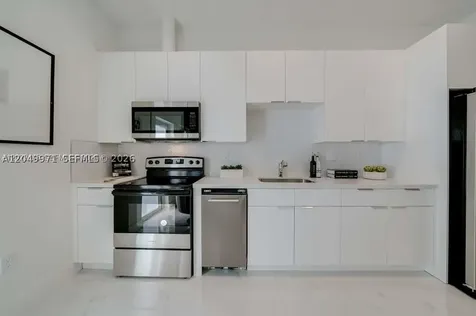 2936 NW 27th Street Miami FL 33142