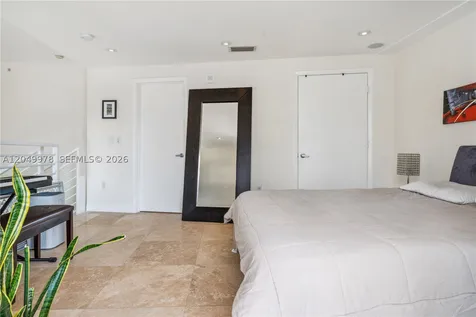 7700 Collins Avenue Miami Beach FL 33141