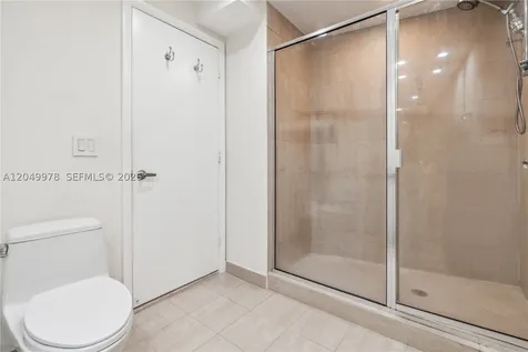 7700 Collins Avenue Miami Beach FL 33141