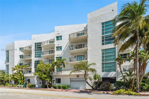 7700 Collins Avenue Miami Beach FL 33141