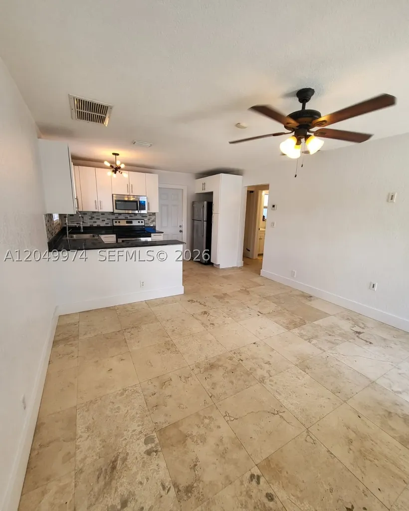 1200 NE 5th Terrace Fort Lauderdale FL 33304