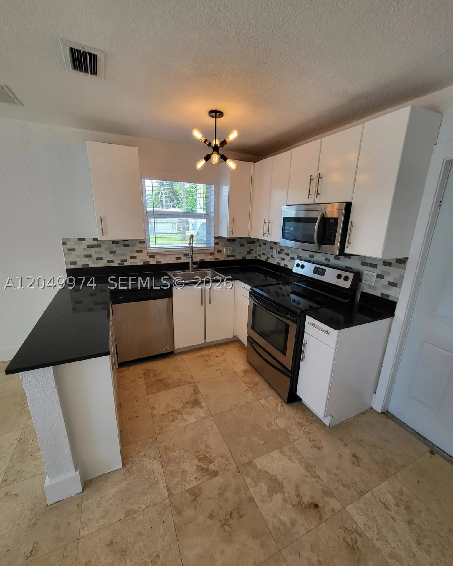 1200 NE 5th Terrace Fort Lauderdale FL 33304