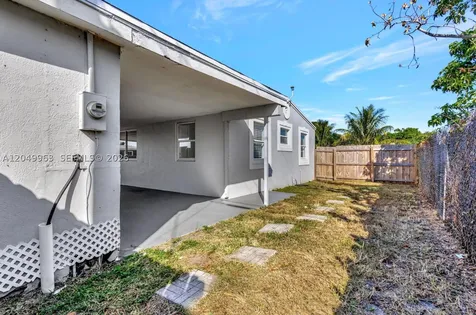 1008 Elm Road West Palm Beach FL 33409