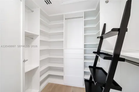 Miami FL 33139