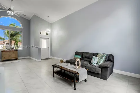 7569 Parkside Lane Margate FL 33063