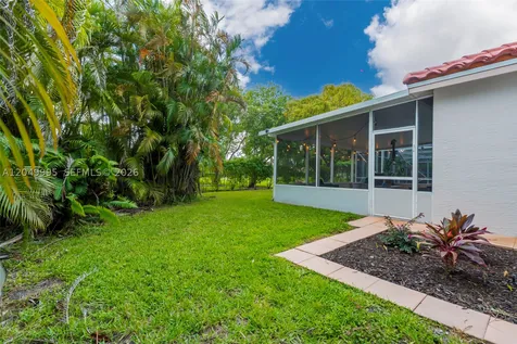 7569 Parkside Lane Margate FL 33063