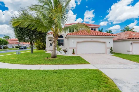 7569 Parkside Lane Margate FL 33063