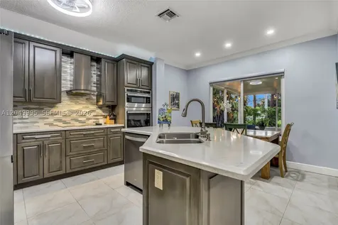 7569 Parkside Lane Margate FL 33063