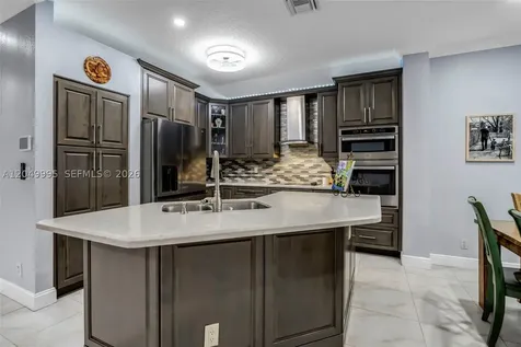 7569 Parkside Lane Margate FL 33063
