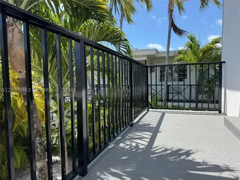 7325 Byron Avenue Miami Beach FL 33141