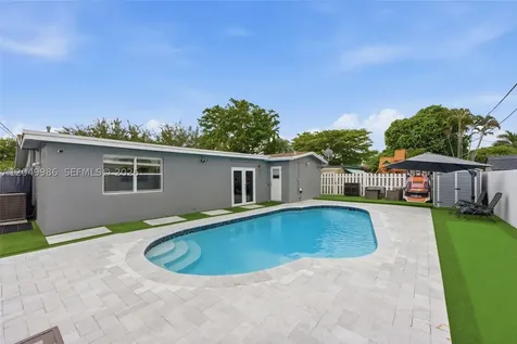 9771 NW 24th Place Sunrise FL 33322