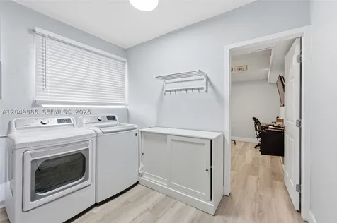 9771 NW 24th Place Sunrise FL 33322