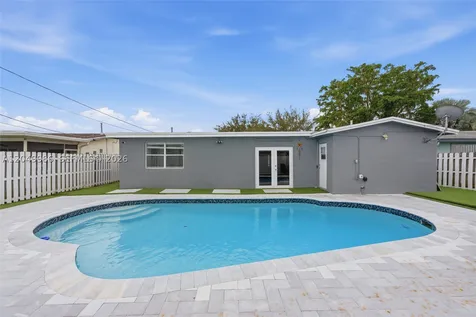 9771 NW 24th Place Sunrise FL 33322