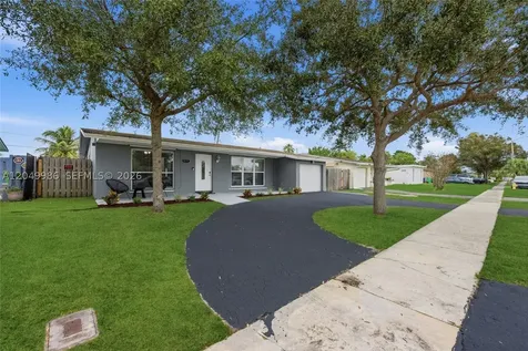 9771 NW 24th Place Sunrise FL 33322