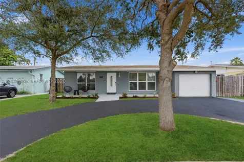 9771 NW 24th Place Sunrise FL 33322