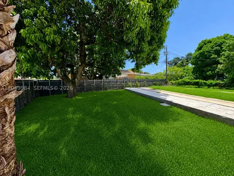 3512 NW 176th Terrace Miami Gardens FL 33056