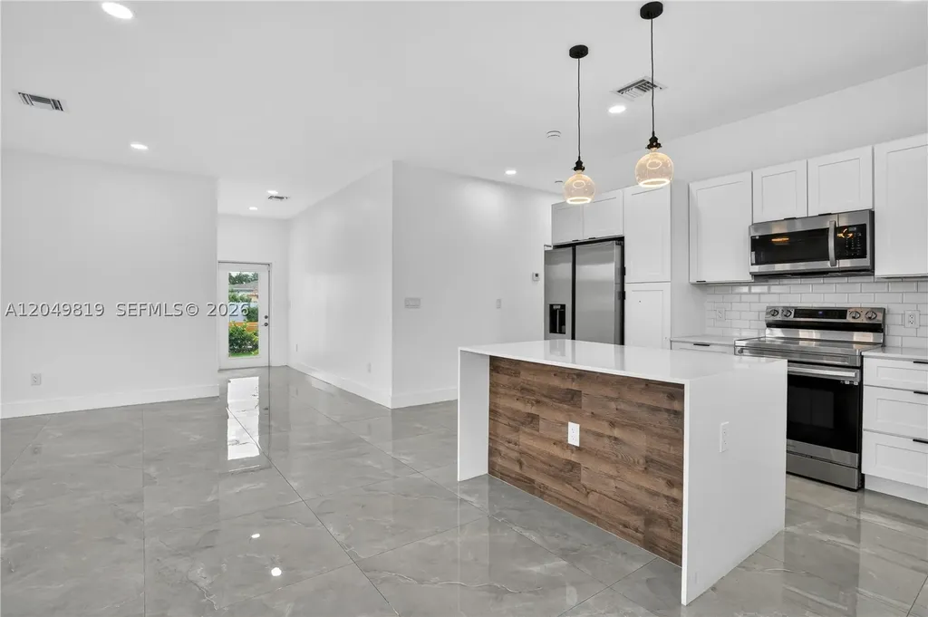 655 NW 24th Avenue Fort Lauderdale FL 33311