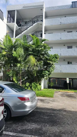 7541 NW 16th Street Plantation FL 33313