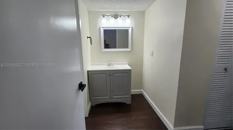 7541 NW 16th Street Plantation FL 33313
