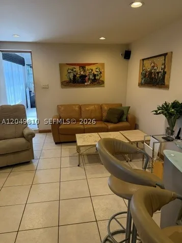 Miami Beach FL 33140