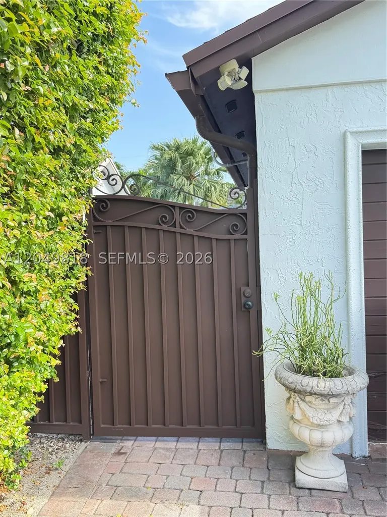 14203 SW 153rd Terrace Miami FL 33177