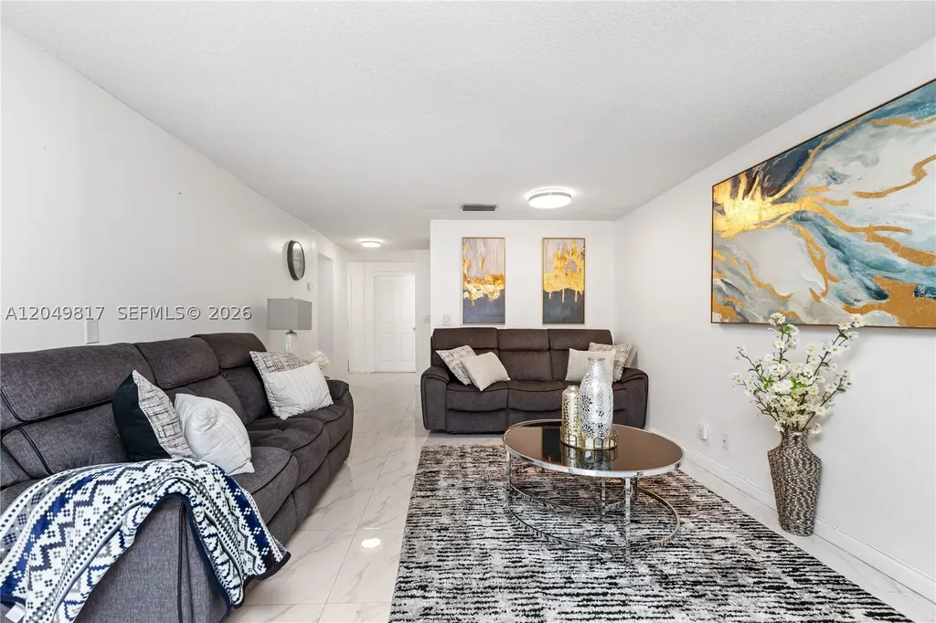 1580 NW 93rd Avenue Pembroke Pines FL 33024