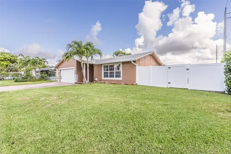 2403 SW 12th Court Deerfield Beach FL 33442