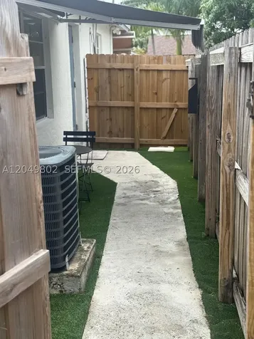8230 SW 11th Street North Lauderdale FL 33068