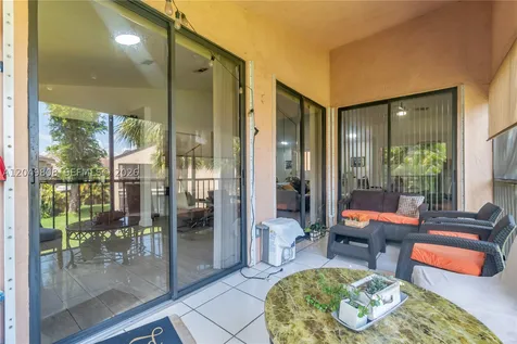 8211 NW 191st Street Hialeah FL 33015