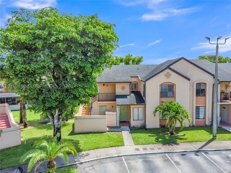 8211 NW 191st Street Hialeah FL 33015
