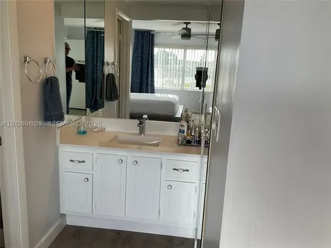 9201 Sunrise Lakes Boulevard Sunrise FL 33322
