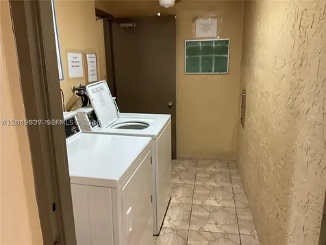9201 Sunrise Lakes Boulevard Sunrise FL 33322