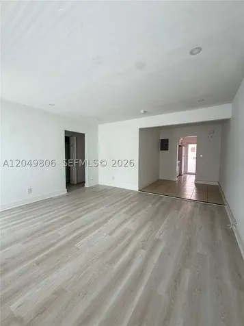 935 Bay Drive Miami Beach FL 33141