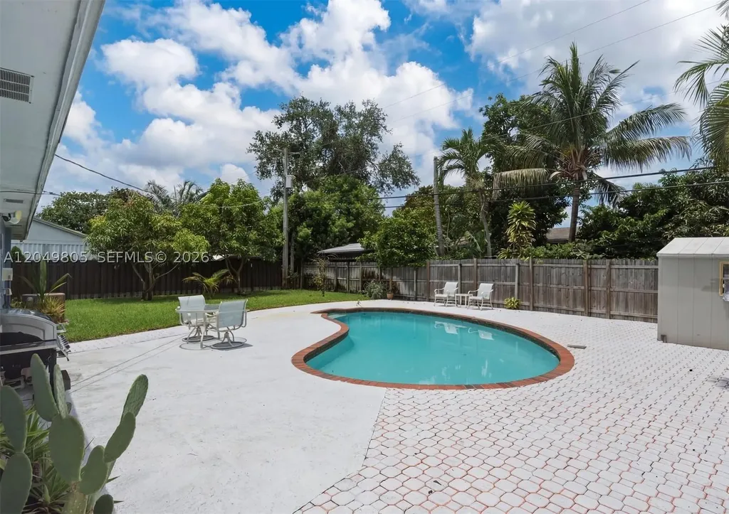 6595 Massachusetts Drive Lake Worth FL 33462