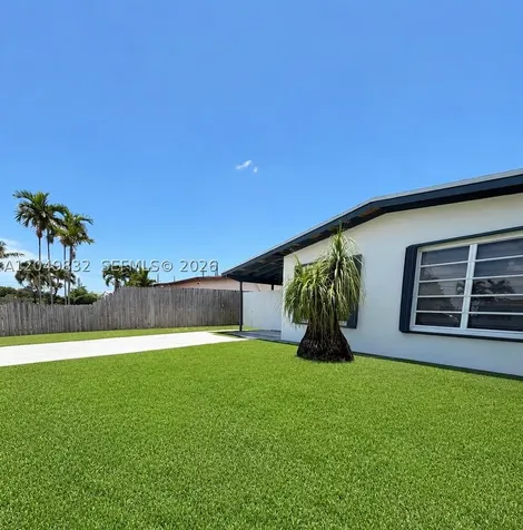 10730 SW 52nd Terrace Miami FL 33165