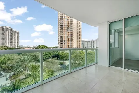 19400 Turnberry Way Aventura FL 33180