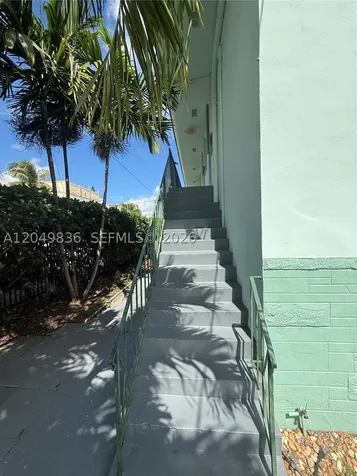 469 SW 3rd Street Miami FL 33130