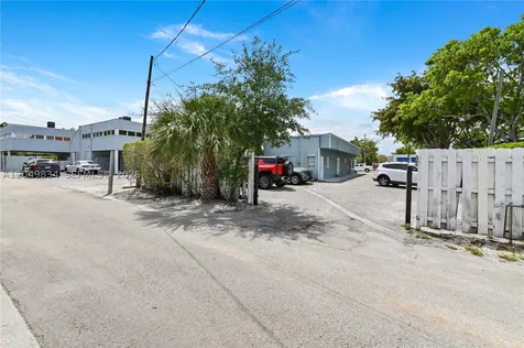 355 NE 5th Avenue Delray Beach FL 33483